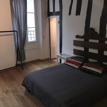 פריז Atypique Apartment - Saint-Germain Des Pres מראה חיצוני תמונה