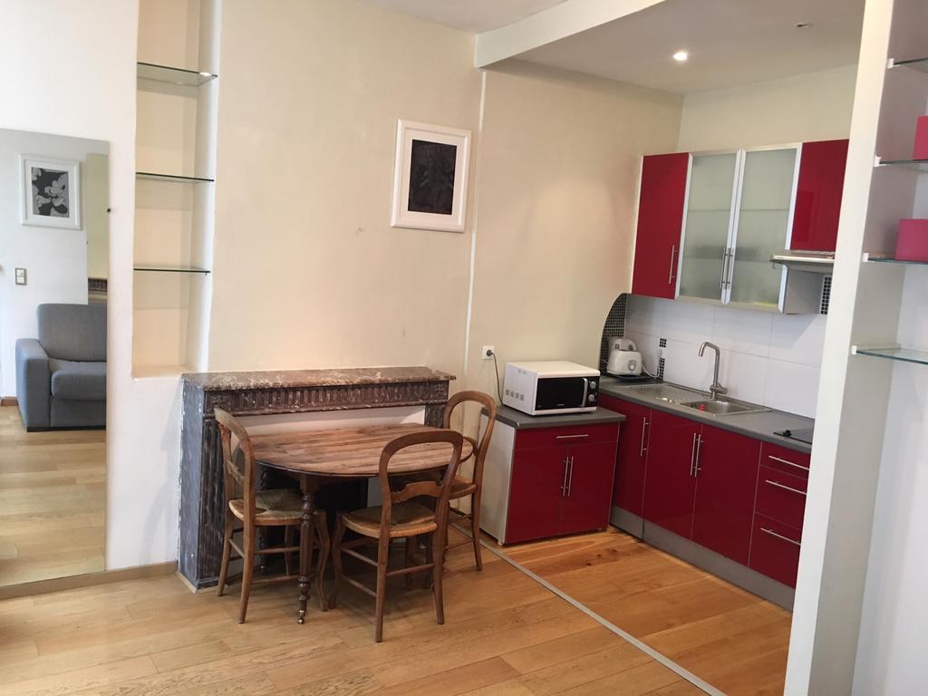 פריז Atypique Apartment - Saint-Germain Des Pres מראה חיצוני תמונה