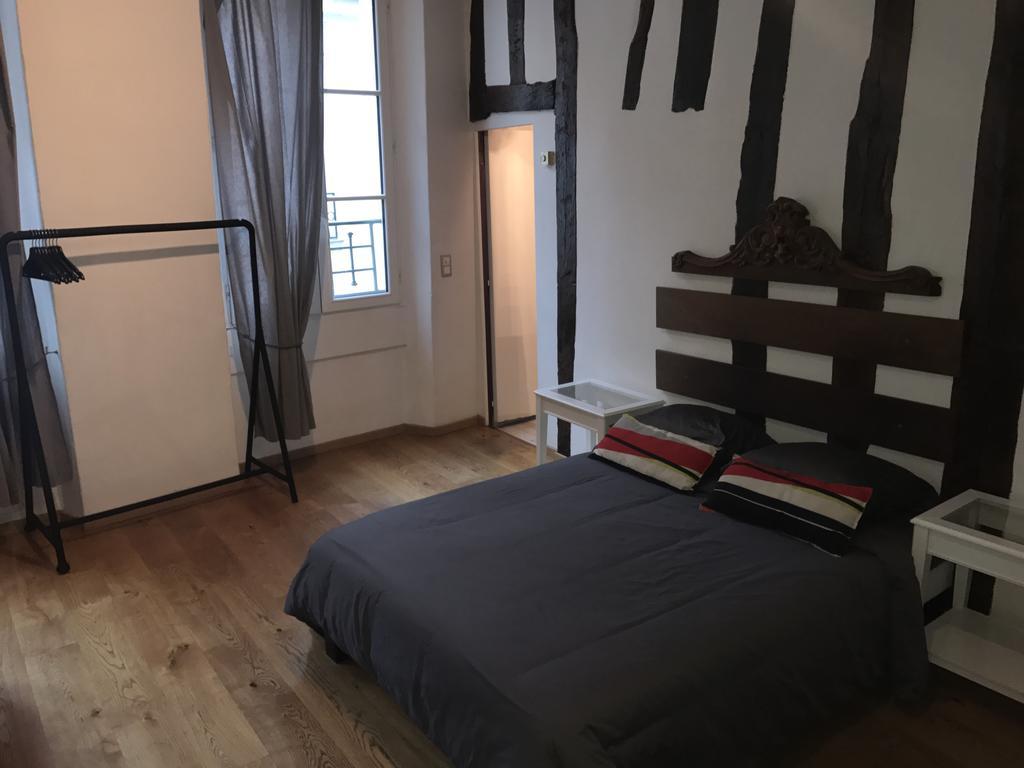 פריז Atypique Apartment - Saint-Germain Des Pres מראה חיצוני תמונה